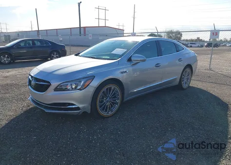 2018 Buick Lacrosse Essence z USA, uszkodzony, nr VIN 1G4ZP5SZ3JU135460